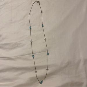 Kendra Scott necklace